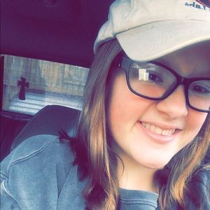 Meet your Posher, Katie